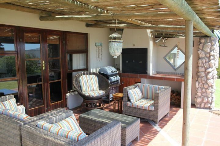 Terrace/Patio 11 of 13