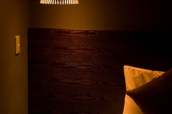 Room 5 of 37