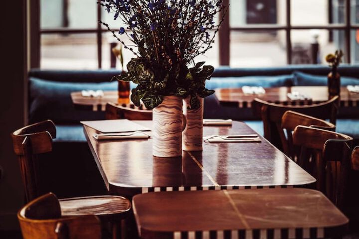 Dining 54 of 68