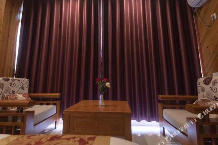 Huangguan Hotel