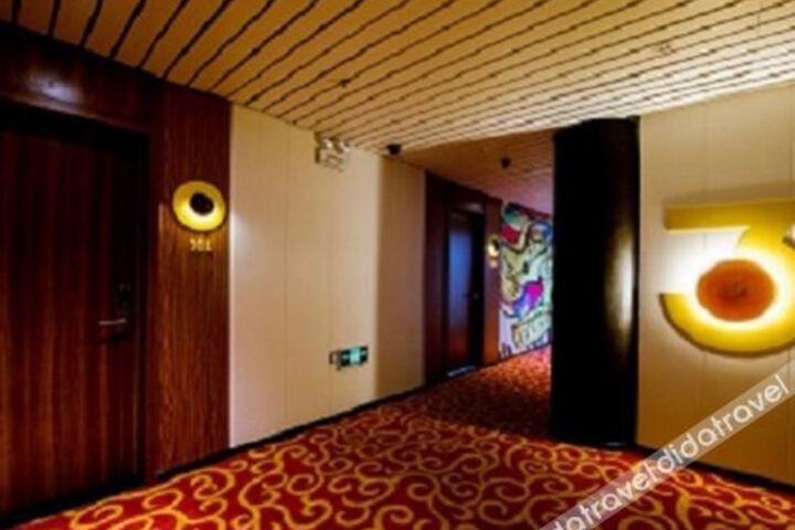 Hotel Interior 11 of 16
