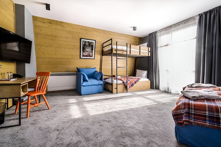 Room 21 of 81