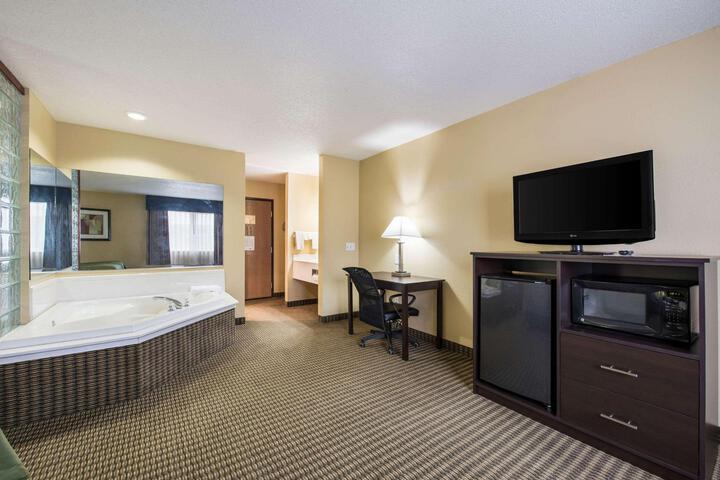1 King Bed Accessible (1 of 2)