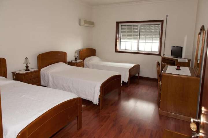 Room 3 of 13