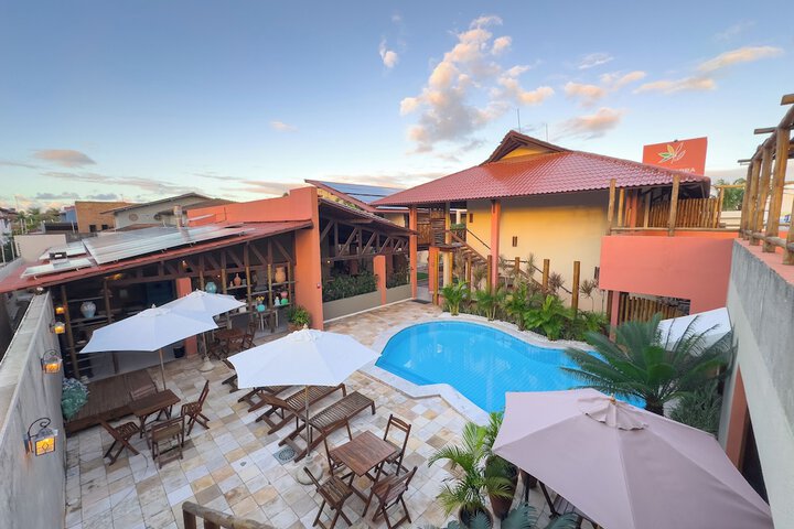 Pool Hotel
