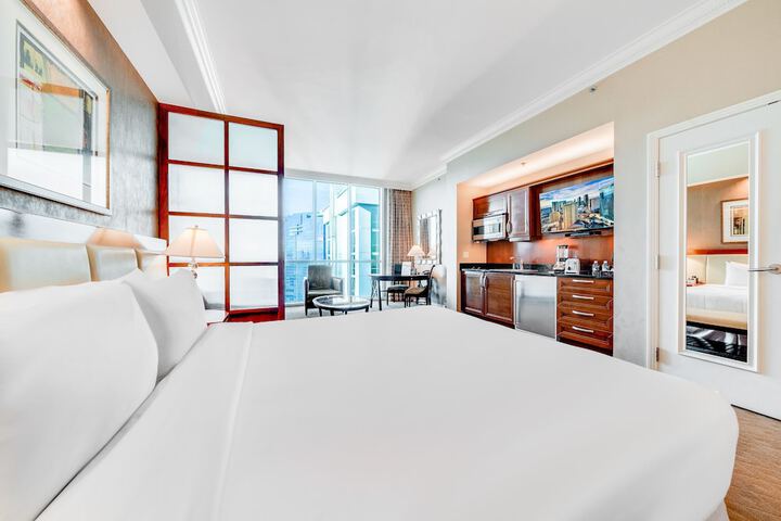 Room 9 of 49
