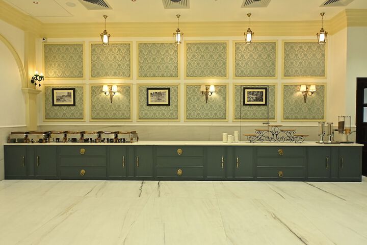 Ballroom/Hall 123 of 161