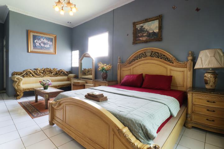 Room 20 of 43