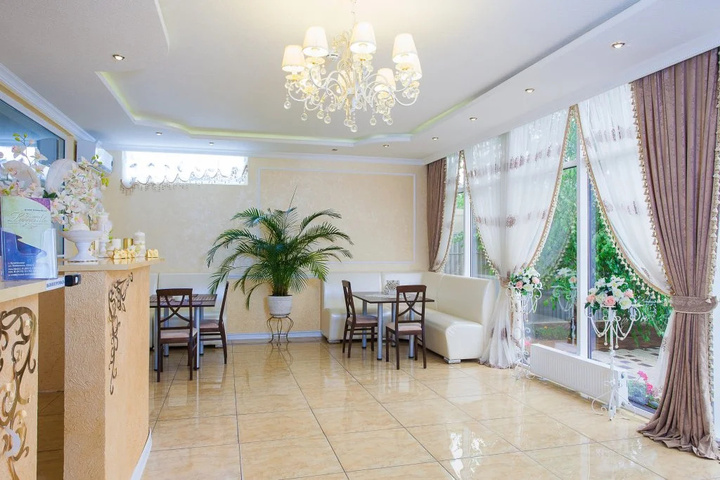 restaurant