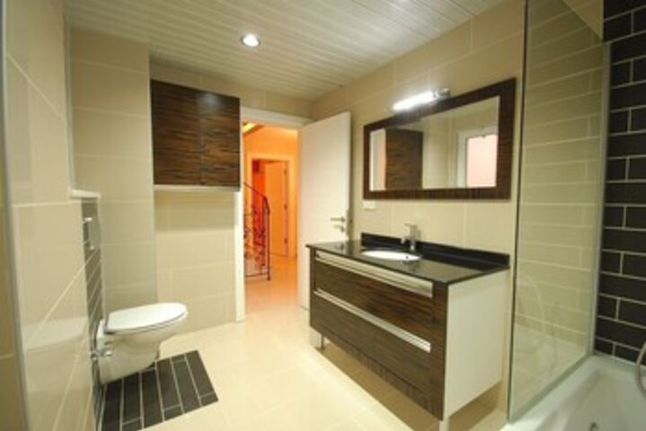 Room 43 of 96