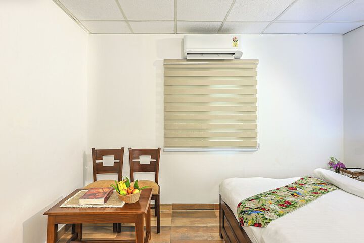 Room 14 of 60