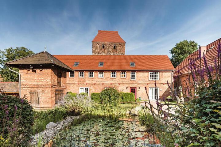 Project JUNE - ehemals Landgasthof Jüterbog