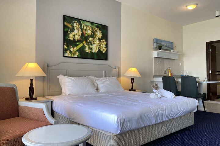 Room 46 of 650
