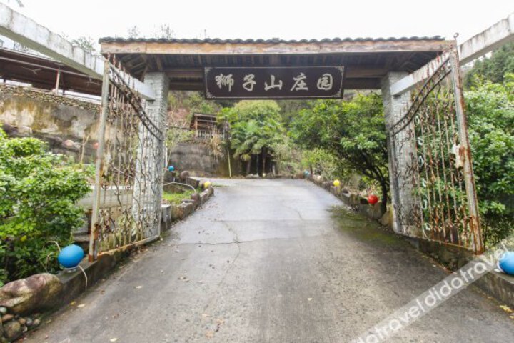The Lion Hotel