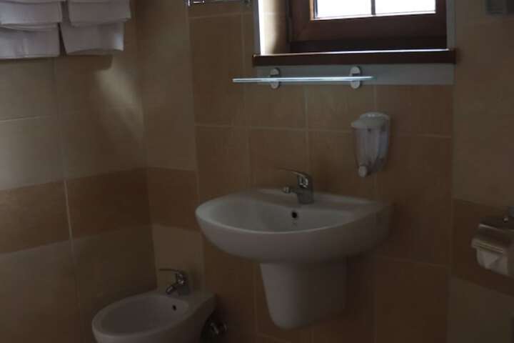 Room 21 of 55