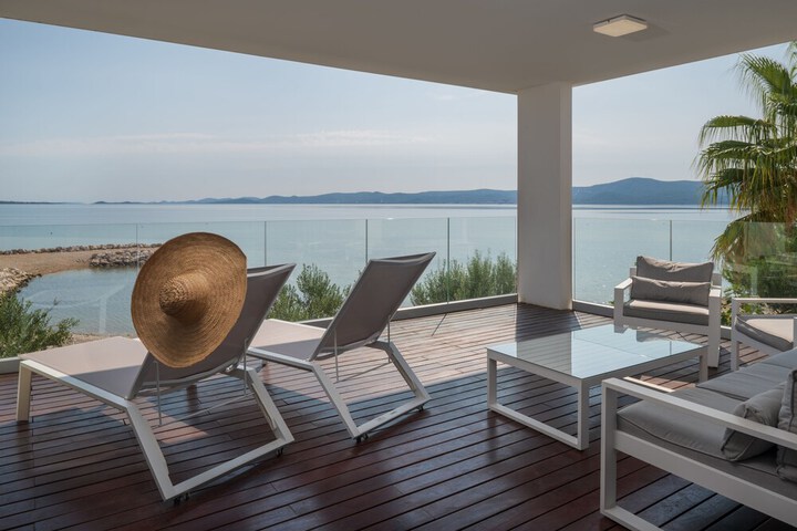 Terrace/Patio 42 of 70