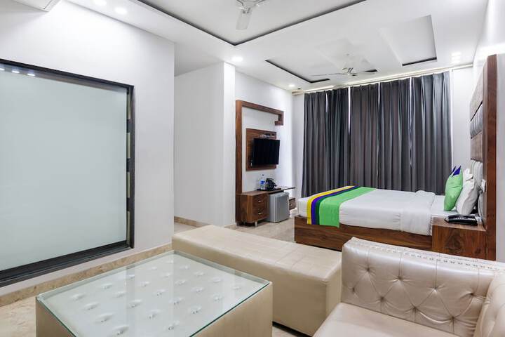 Room 17 of 54