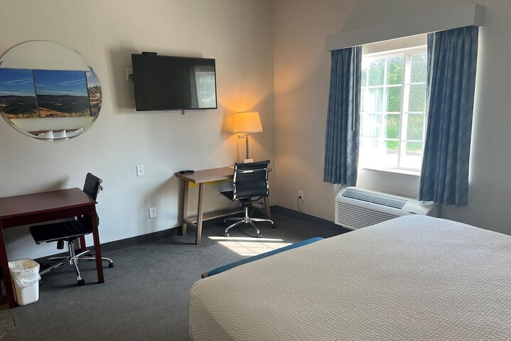 Room 16 of 37