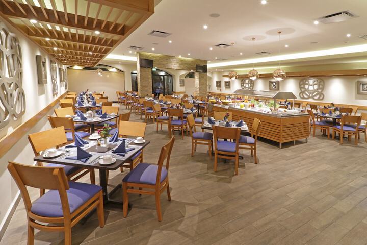 Dining Photos