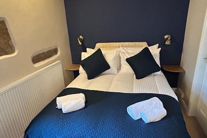 Room 10 of 21