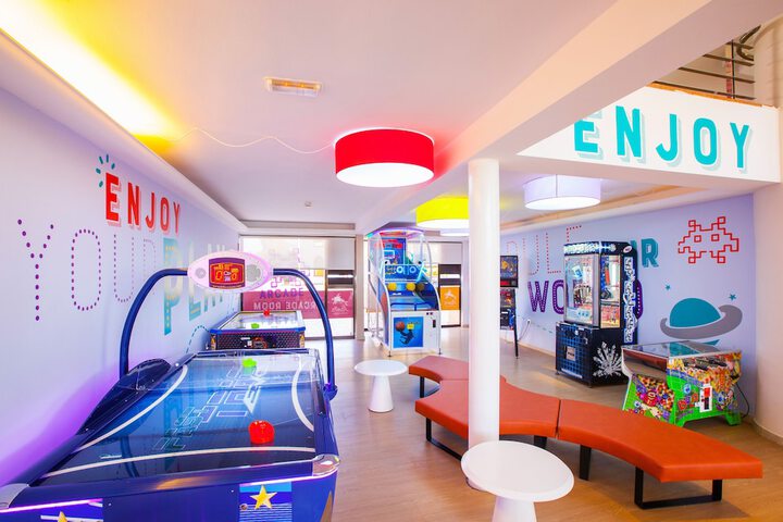 Game room