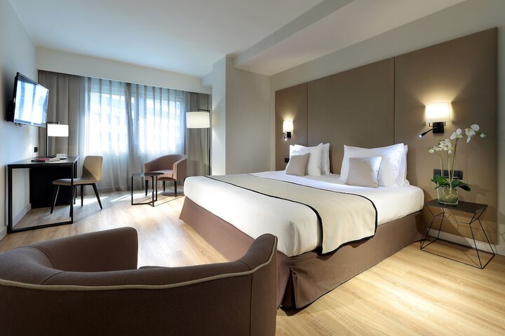 Room 21 of 84