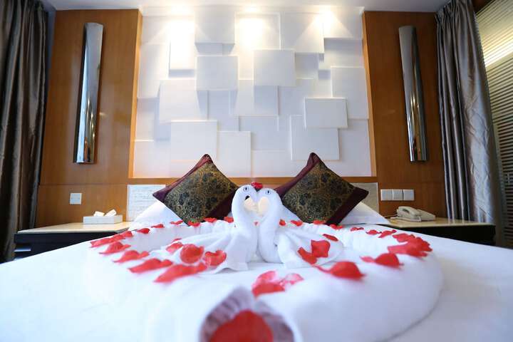 Room 17 of 49