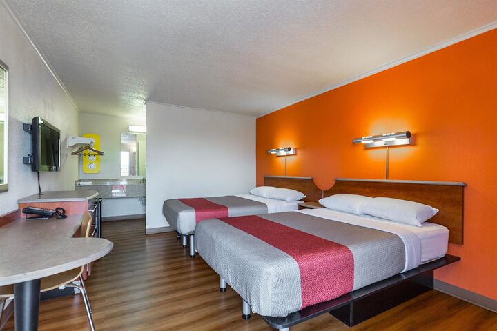 1 Double Bed (9 of 11)