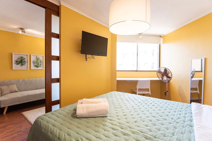 Room 2 of 11