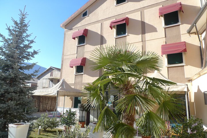 Hotel 45 of 60