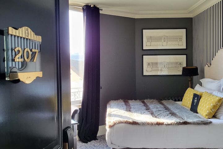 Room 10 of 55