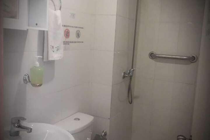 Room 12 of 26