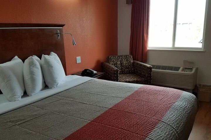 Room 29 of 79