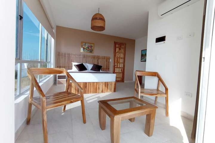 Room 4 of 14