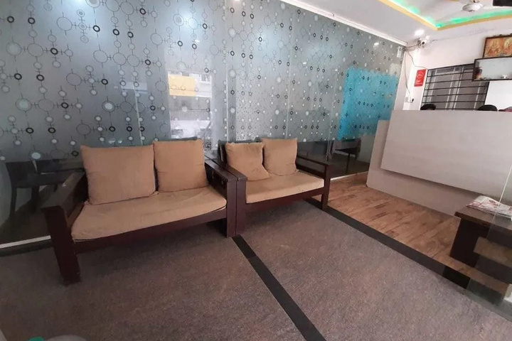 Room 10 of 15