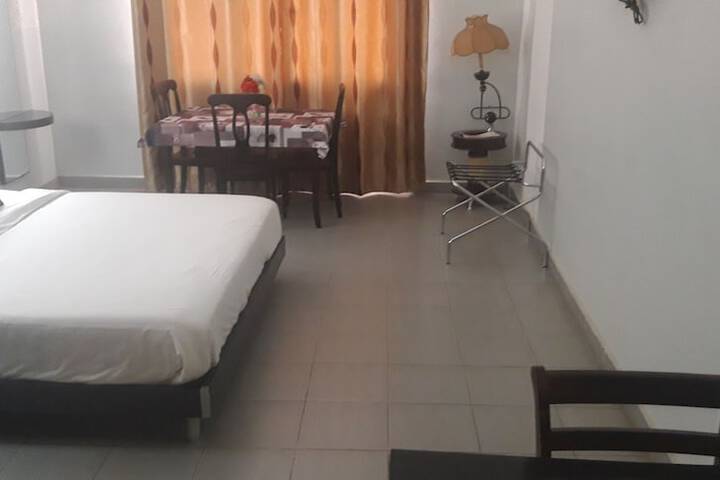 Room 5 of 62