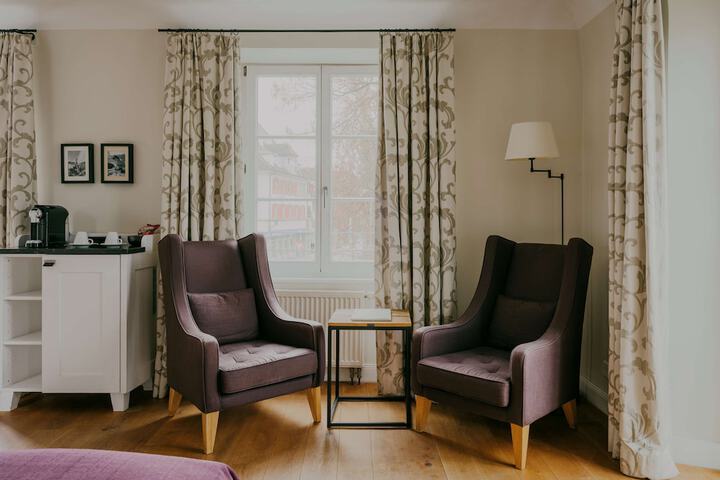 Room 12 of 87