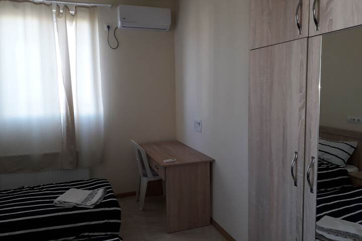 Room 19 of 26