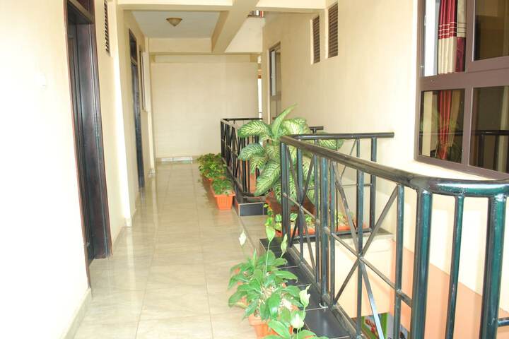 Ballroom/Hall 33 of 46