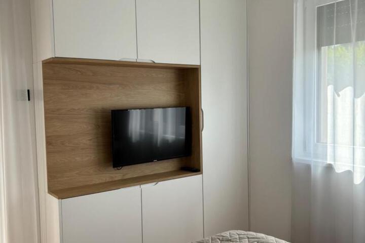 General 10 of 56