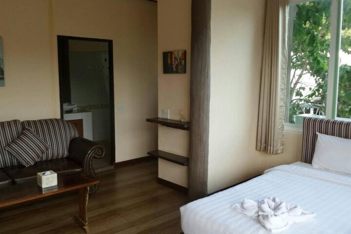 Room 42 of 64