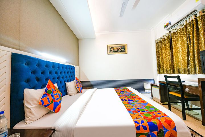 Room 15 of 22