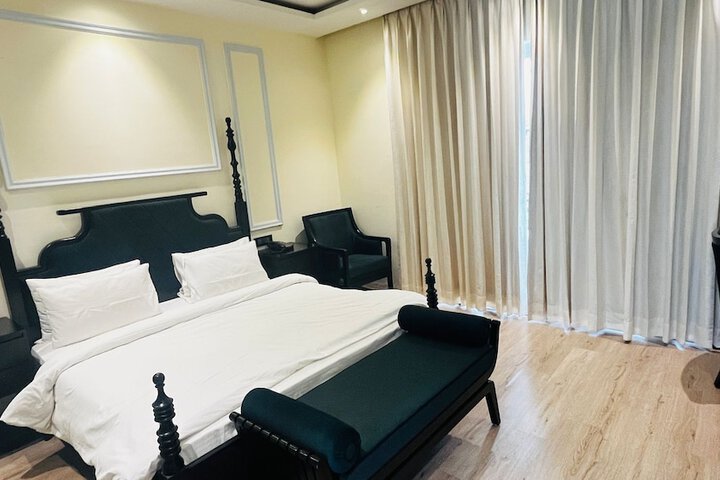 Room 15 of 67
