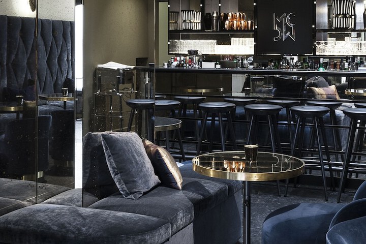 Lounge 81 of 113