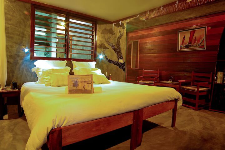 Room 2 of 26