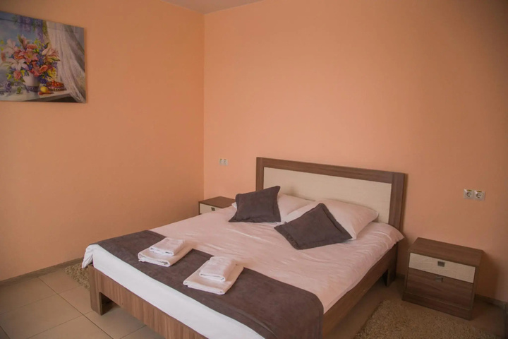 Room 6 of 21