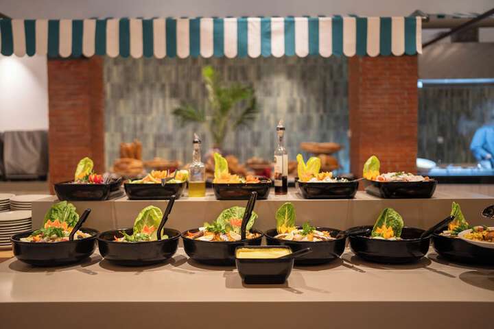 Dining 54 of 84