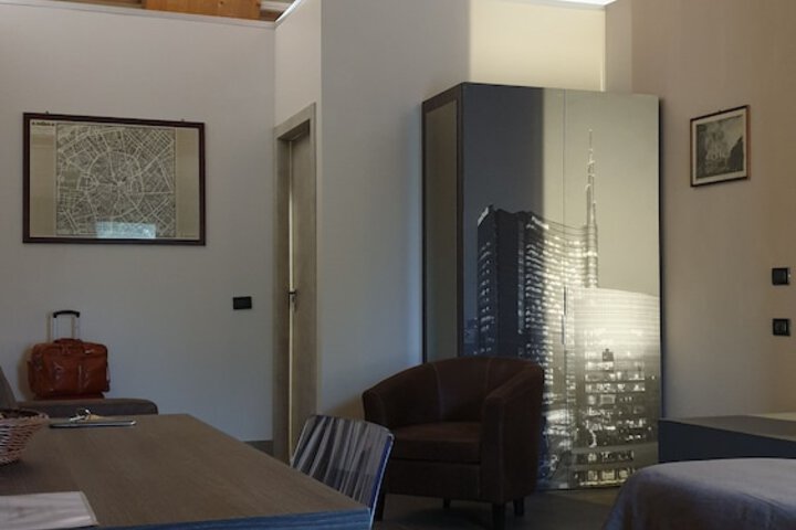 Room 34 of 71