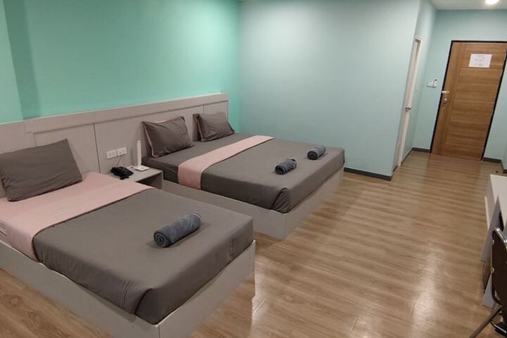 Room 15 of 23