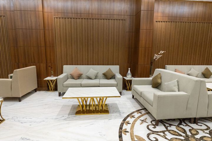 Hotel Interior 14 of 109